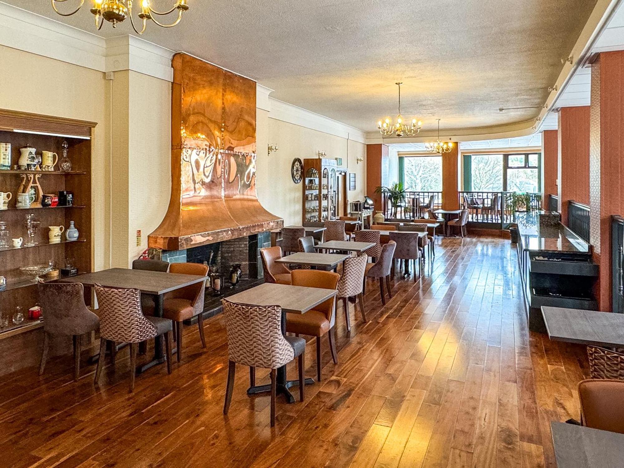 The Royal Hotel アラプール エクステリア 写真